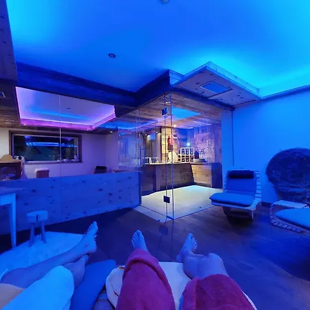 Bed & Breakfast Fedaia Joy 3*