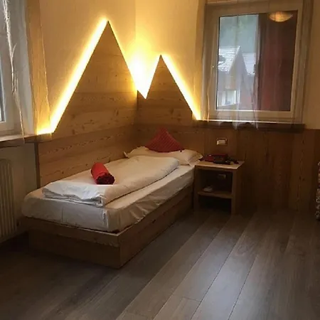 Bed & Breakfast Fedaia Joy 3*