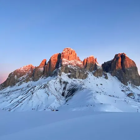 Fedaia Joy Bed & Breakfast 3*