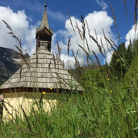 Alojamento de Acomodação e Pequeno-almoço Fedaia Joy 3*