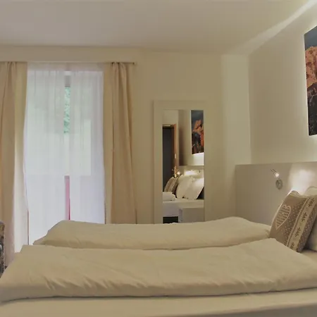 Fedaia Joy Bed & Breakfast Canazei