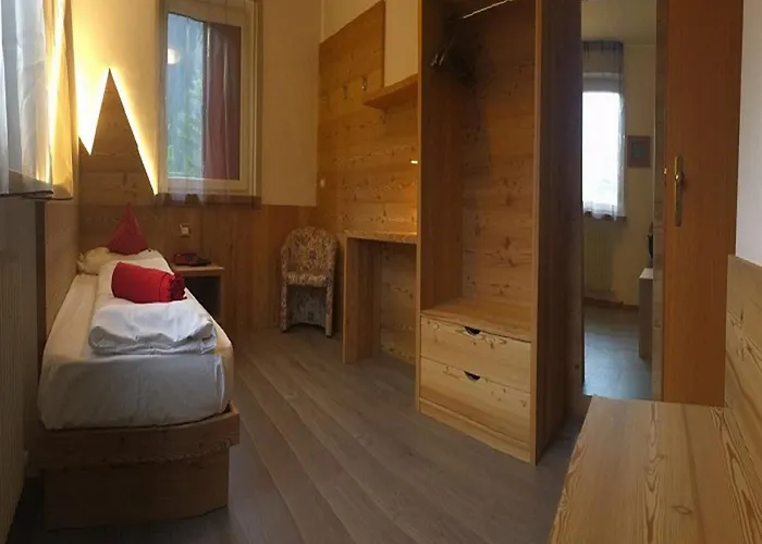 Fedaia Joy Bed & Breakfast 3*