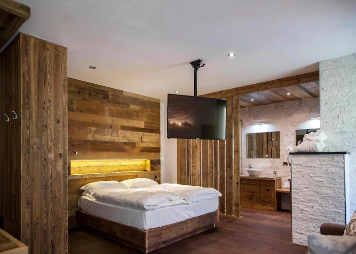 Fedaia Joy Bed & Breakfast 3*