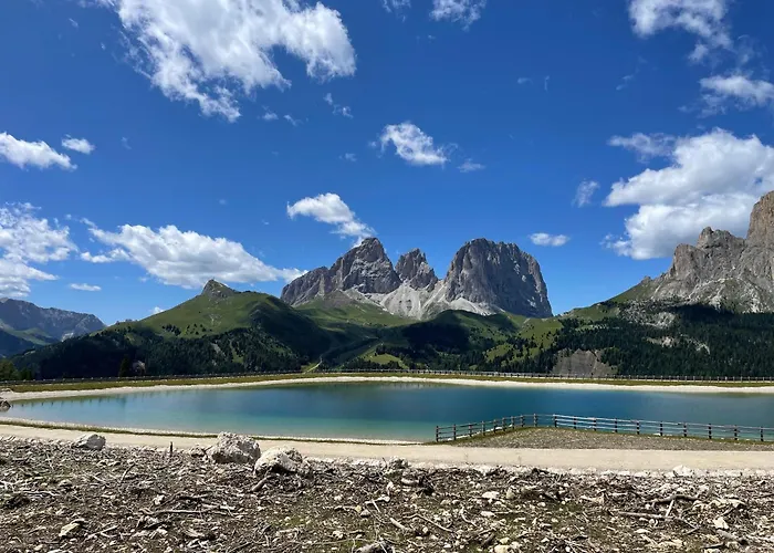 Oda ve Kahvaltı Fedaia Joy