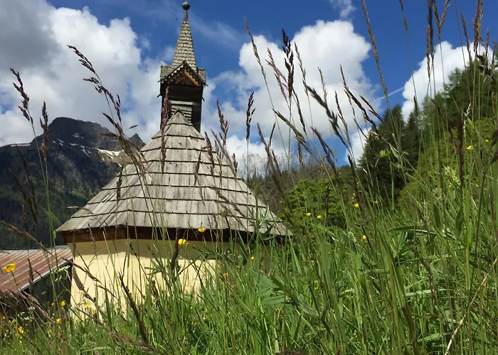 Oda ve Kahvaltı Fedaia Joy 3*